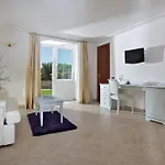 מלון Ceselle 3*