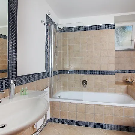 Ceselle Hotel 3*