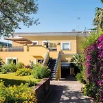 Ceselle Hotel